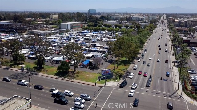 Detail Gallery Image 42 of 57 For 11717 Garden Grove Bld, Garden Grove,  CA 92843 - 3 Beds | 2/1 Baths