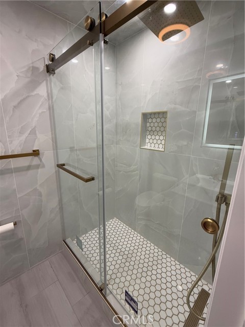 Detail Gallery Image 7 of 12 For 18645 Hatteras #105,  Tarzana,  CA 91356 - 1 Beds | 1 Baths