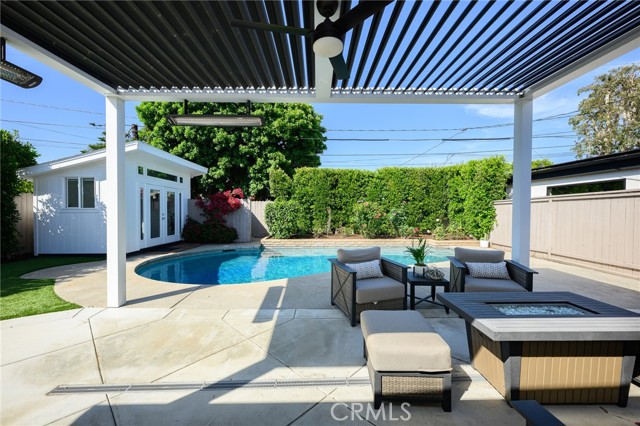 270 Cecil Place, Costa Mesa CA: https://media.crmls.org/medias/705d17b4-309a-4aaf-956b-acbf438ce610.jpg