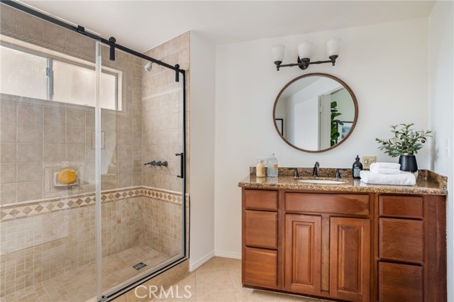 Detail Gallery Image 30 of 52 For 7836 W 81st, Playa Del Rey,  CA 90293 - 4 Beds | 2/1 Baths