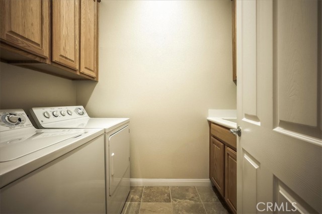 19472 Crystal Springs Lane, Apple Valley CA: https://media.crmls.org/medias/705df2a8-37aa-44b7-b24e-1c39baed230e.jpg