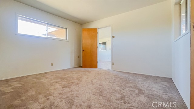Detail Gallery Image 18 of 31 For 7411 Joshua Ln, Yucca Valley,  CA 92284 - 6 Beds | 2 Baths