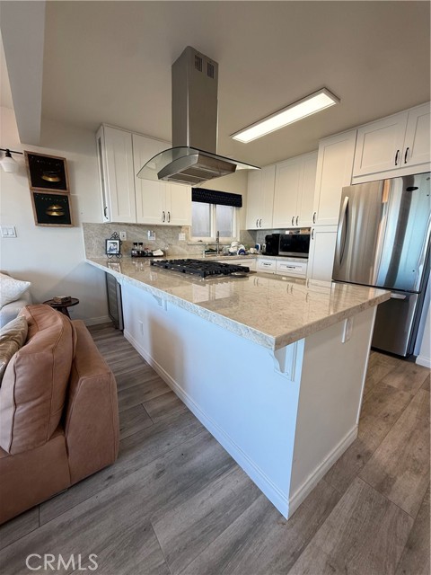 Detail Gallery Image 7 of 22 For 6947 Trolleyway, Playa Del Rey,  CA 90293 - 3 Beds | 2 Baths