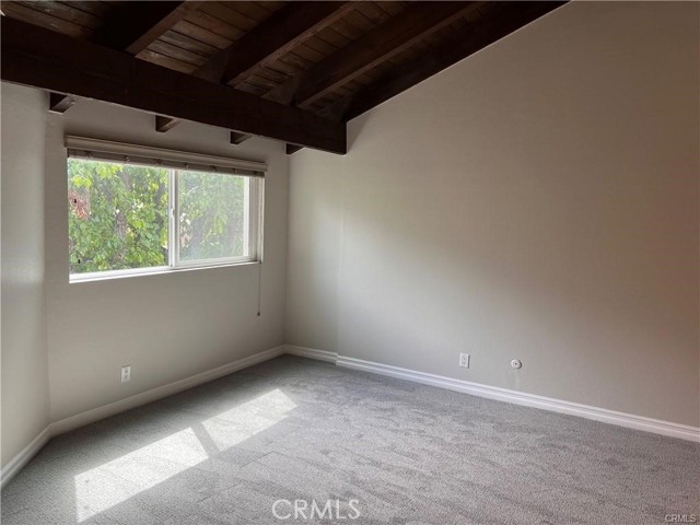 Detail Gallery Image 8 of 16 For 5 Moonrise Court, Newport Beach,  CA 92663 - 3 Beds | 2/1 Baths