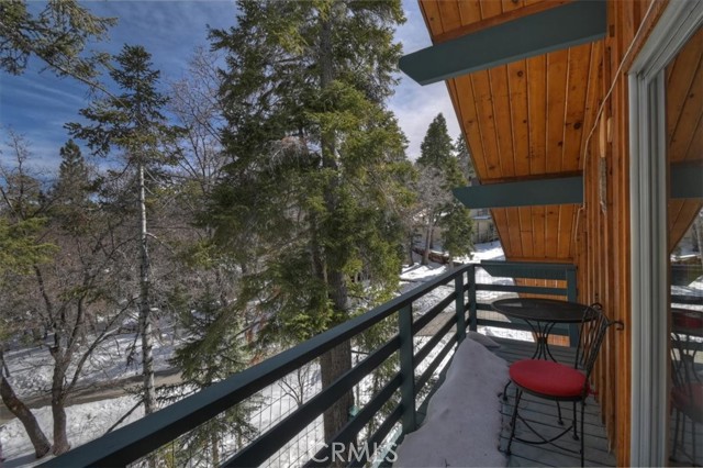 Detail Gallery Image 27 of 37 For 1370 Primrose Ct, Big Bear Lake,  CA 92315 - 2 Beds | 1/1 Baths