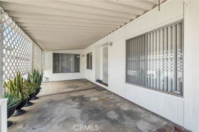 1919 W Coronet Avenue, Anaheim CA: https://media.crmls.org/medias/706243e3-bf33-4153-a829-aed190c04187.jpg