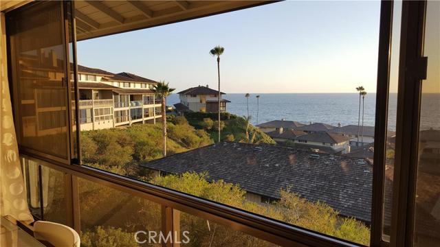 Detail Gallery Image 10 of 35 For 40 Blue Lagoon, Laguna Beach,  CA 92651 - 3 Beds | 3 Baths