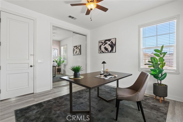 21 Plaza Modena, Lake Elsinore CA: https://media.crmls.org/medias/7063634b-8da6-41b2-94fc-4f3ee5f7fc0c.jpg