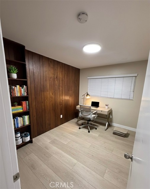 Detail Gallery Image 7 of 14 For 6942 Oxford Dr, Huntington Beach,  CA 92647 - 3 Beds | 2 Baths