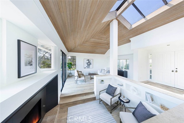 Detail Gallery Image 16 of 47 For 24 Coventry, Newport Beach,  CA 92660 - 2 Beds | 2 Baths