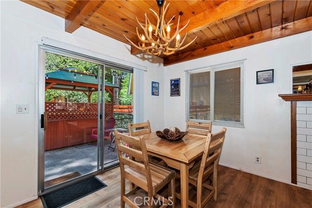 Detail Gallery Image 15 of 36 For 42759 Peregrine Ave, Big Bear Lake,  CA 92315 - 3 Beds | 2 Baths