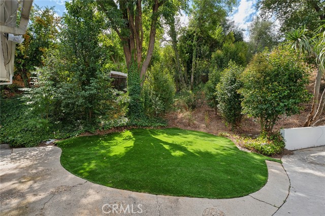 5789 Fairhaven Avenue, Woodland Hills CA: https://media.crmls.org/medias/7063ca12-b565-48e8-9b9c-e3363b733a87.jpg