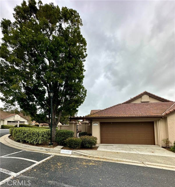 MLS# OC23043184