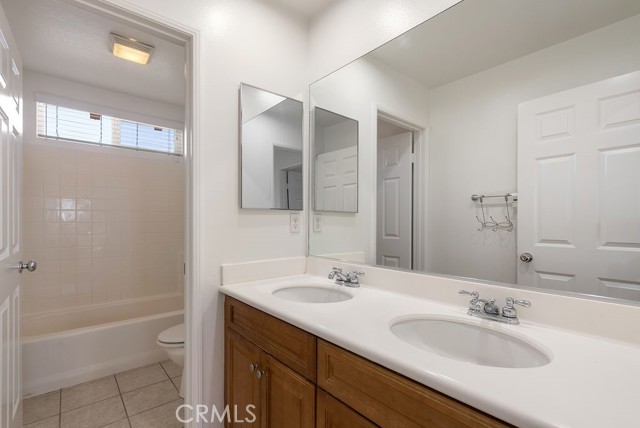 Detail Gallery Image 40 of 73 For 182 Monument, Perris,  CA 92570 - 5 Beds | 4/1 Baths