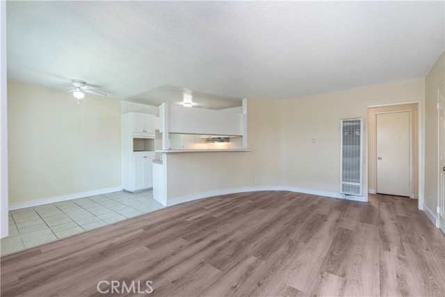 Detail Gallery Image 3 of 12 For 1412 W 148th St #1,  Gardena,  CA 90247 - 2 Beds | 1 Baths