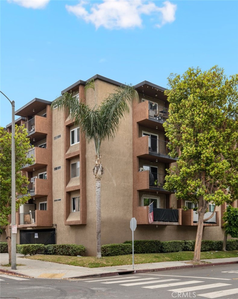 460 Golden Avenue #434