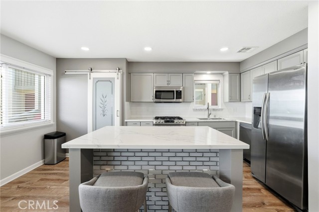 Front Image Thumbnail for CRSR25277192