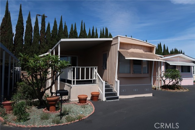 Front Image Thumbnail for CRDW26073909