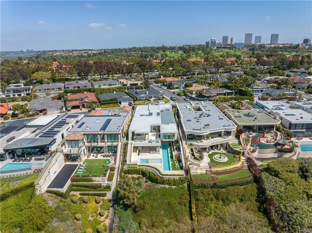 Detail Gallery Image 21 of 41 For 1119 Dolphin, Corona Del Mar,  CA 92625 - 5 Beds | 8 Baths