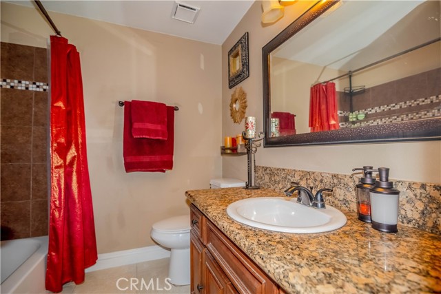 Detail Gallery Image 12 of 35 For 4875 Golden Ridge Dr, Corona,  CA 92878 - 3 Beds | 2 Baths