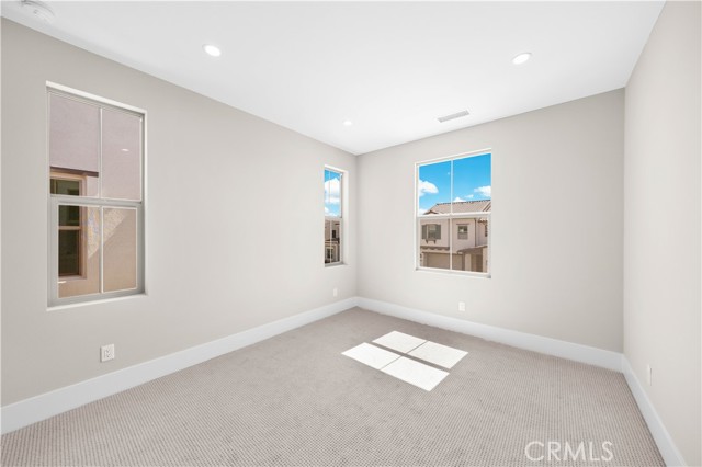 130 Mossvine, Irvine CA: https://media.crmls.org/medias/70676b8c-f219-44d5-979b-b0bb26d99daf.jpg
