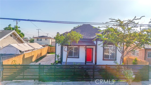 Detail Gallery Image 2 of 48 For 8924 S Budlong Ave, Los Angeles,  CA 90044 - 3 Beds | 2 Baths