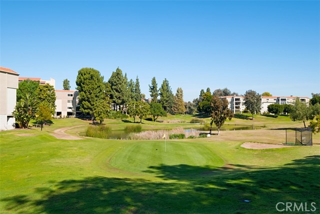 5594 Avenida Sosiega W, Laguna Woods CA: https://media.crmls.org/medias/7068e93c-6e75-4267-93fd-0cb2d3b46e8d.jpg