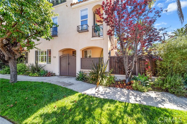 Detail Gallery Image 14 of 34 For 720 Marguerite Ave #1,  Corona Del Mar,  CA 92625 - 3 Beds | 2/1 Baths