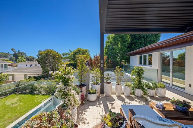 1626 1st Street, Manhattan Beach, California 90266, 5 Bedrooms Bedrooms, 0 ,6 BathroomsBathrooms,Residential,For Sale,1st,0,SB26133853