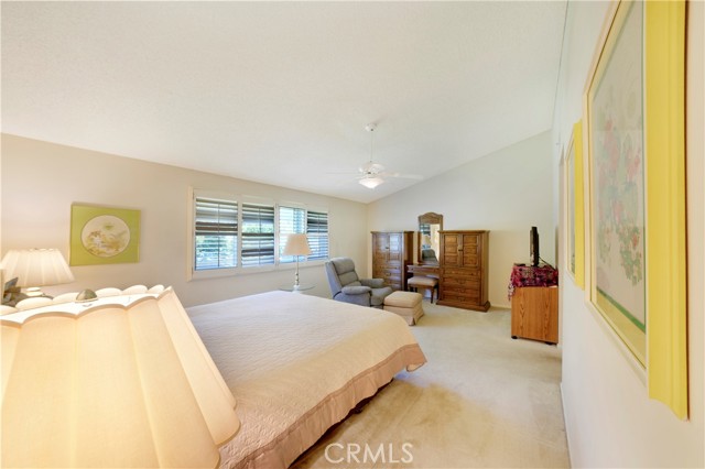 Detail Gallery Image 24 of 32 For 13011 Barto Dr, Granada Hills,  CA 91344 - 5 Beds | 3 Baths