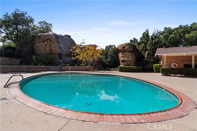 Detail Gallery Image 14 of 17 For 11401 Topanga Canyon Bld #91,  Chatsworth,  CA 91311 - 2 Beds | 1 Baths