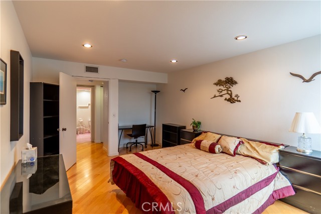4239 Via Arbolada, Los Angeles CA: https://media.crmls.org/medias/706bbbbc-8482-4659-bda0-cf1fa1800177.jpg