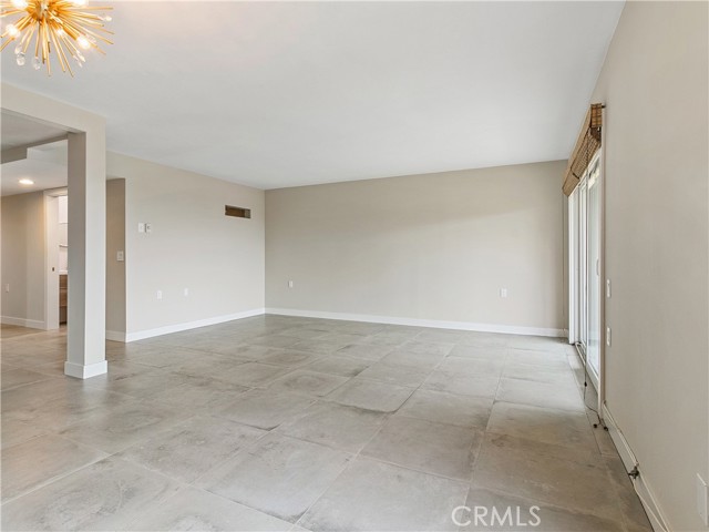 4026 Calle Sonora Este, Laguna Woods CA: https://media.crmls.org/medias/706bcee9-6256-46ab-a2a3-a5e572fe1874.jpg
