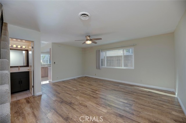 Detail Gallery Image 4 of 30 For 25834 Viana Ave #5,  Lomita,  CA 90717 - 2 Beds | 1/1 Baths