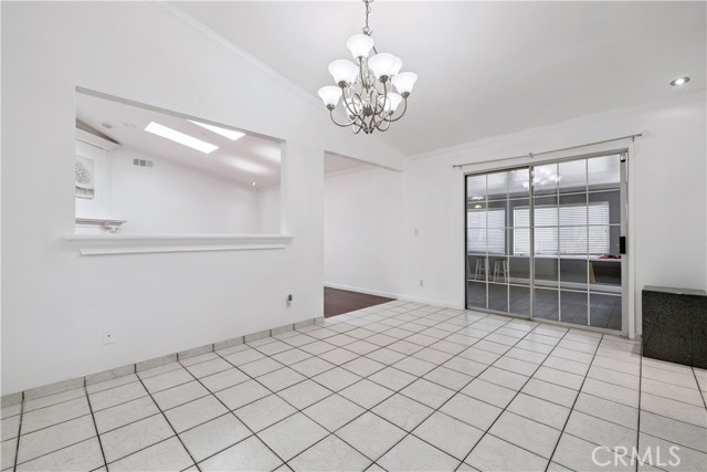18627 Arminta Street, Reseda CA: https://media.crmls.org/medias/706ce406-316a-4ed7-ac67-50b1cd39ad47.jpg