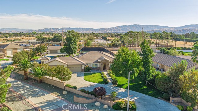 Image 70 of 72 For 2534 Desert Rose Drive