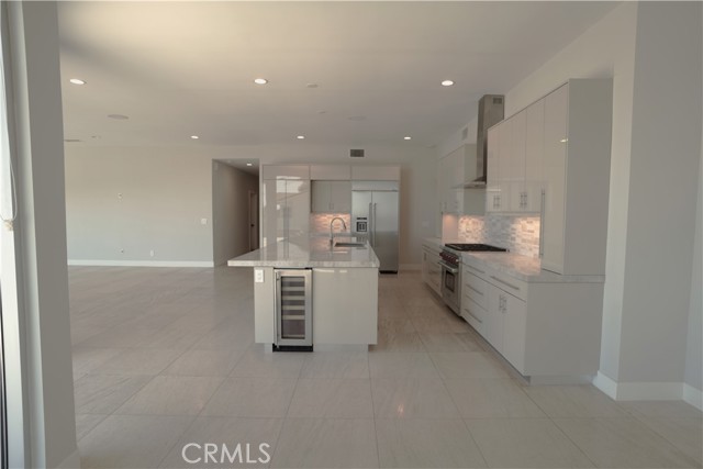 2615 Temple Hills Drive, Laguna Beach CA: https://media.crmls.org/medias/706dff30-f484-4054-bada-629f45a205ae.jpg
