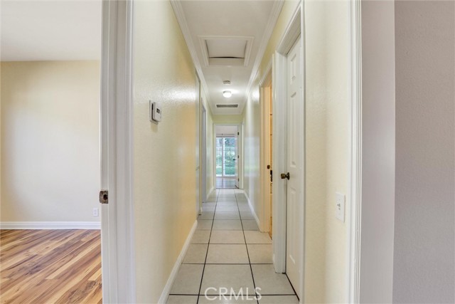 21822 Jinetes, Mission Viejo CA: https://media.crmls.org/medias/706e0564-3d29-4daf-84cb-5214c2a3cca3.jpg