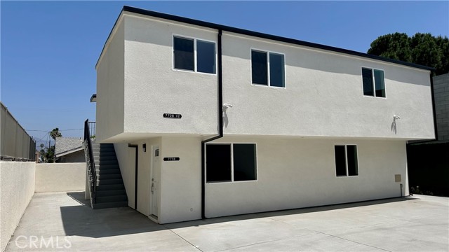 Detail Gallery Image 3 of 26 For 7728 Laurel Canyon Blvd, North Hollywood,  CA 91605 - 3 Beds | 2 Baths