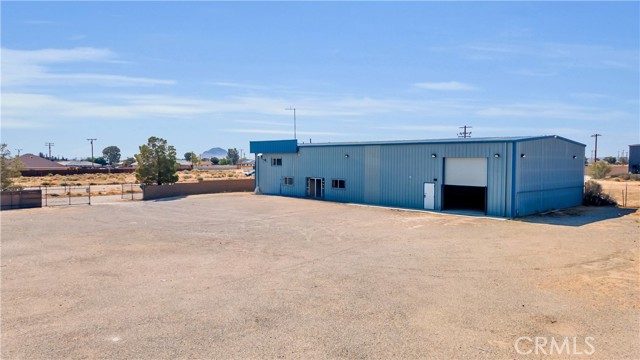 Image 4 of 27 For 19901 Neuralia Road