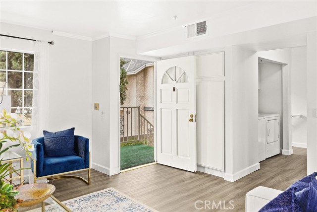 Detail Gallery Image 8 of 36 For 148 Diamond St #B,  Arcadia,  CA 91006 - 4 Beds | 2/1 Baths