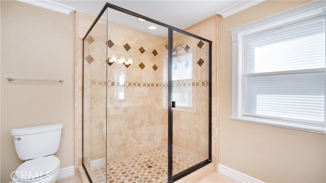Detail Gallery Image 23 of 30 For 431 Iris Ave, Corona Del Mar,  CA 92625 - 3 Beds | 3 Baths