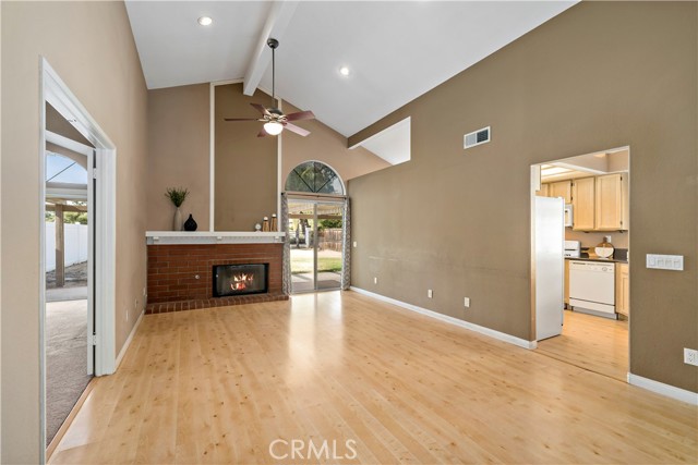 Detail Gallery Image 1 of 41 For 31472 Paseo De Las Olas, Temecula,  CA 92592 - 3 Beds | 2 Baths