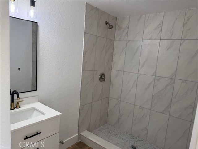 Detail Gallery Image 9 of 22 For 37920 Pisces Cir, Palmdale,  CA 93552 - 5 Beds | 4 Baths