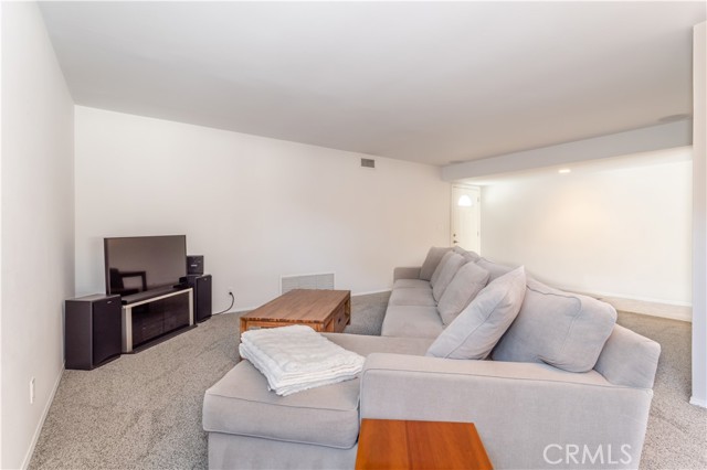 2115 Marter Avenue photo 4