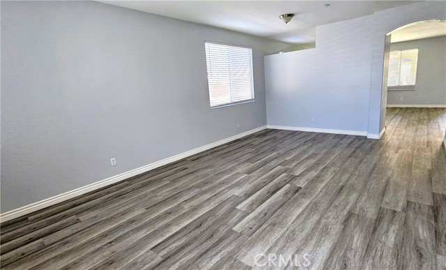 17371 Redmaple Street, Fontana CA: https://media.crmls.org/medias/7072e6ee-93bd-4e56-8f47-86f90ba2aa74.jpg