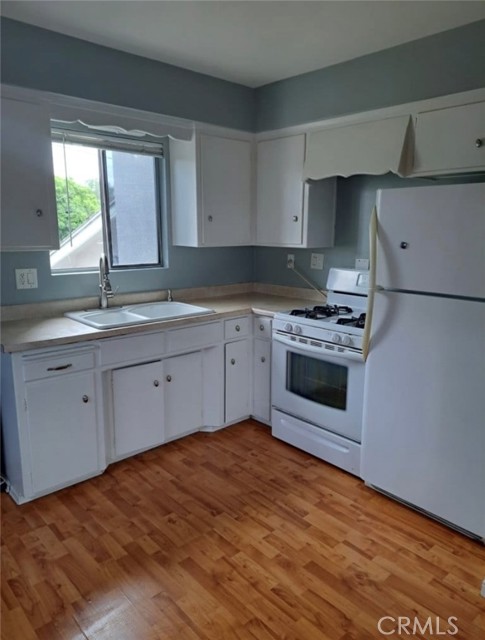 Detail Gallery Image 7 of 12 For 548 W California Ave, Vista,  CA 92083 - 1 Beds | 1/1 Baths