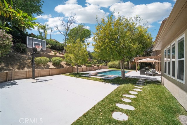 25422 Magnolia Lane, Stevenson Ranch CA: https://media.crmls.org/medias/7073585e-ee7f-48df-b0bf-ad6de554e027.jpg