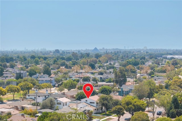3306 San Anseline Avenue, Long Beach CA: https://media.crmls.org/medias/7073a387-5867-4baf-8adb-4b8bc64c43b1.jpg