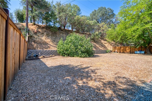 Detail Gallery Image 4 of 48 For 825 Jerry Dr, Lakeport,  CA 95453 - 3 Beds | 2 Baths